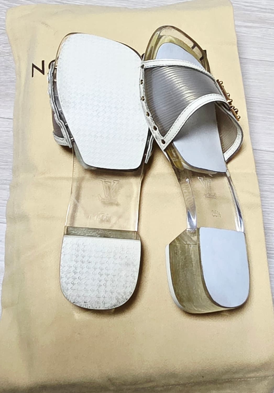 루이비통 샌들 35반 225~230 정품 상품이미지5