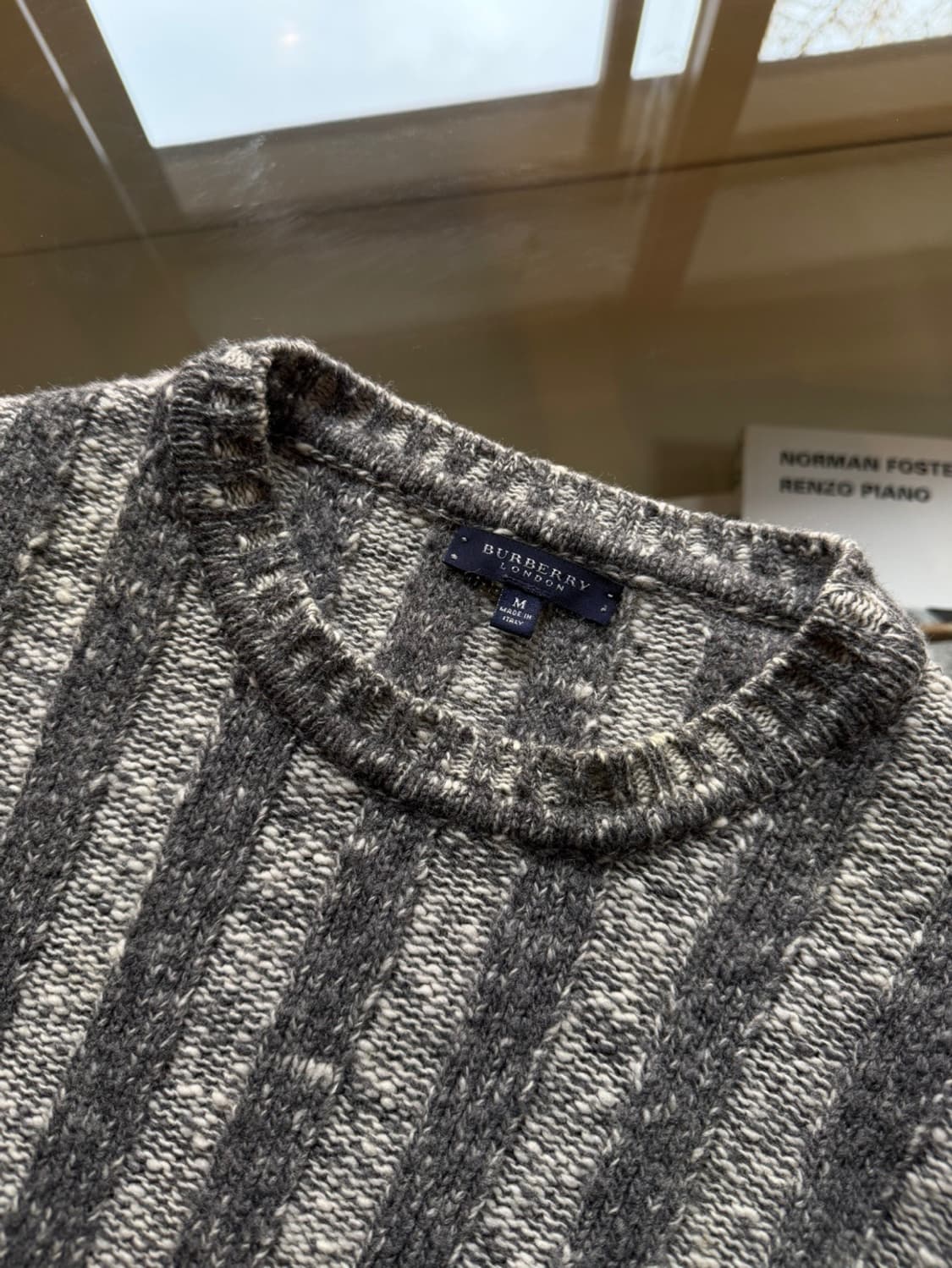 버버리 메리노울 크루넥 니트 100 상품이미지8