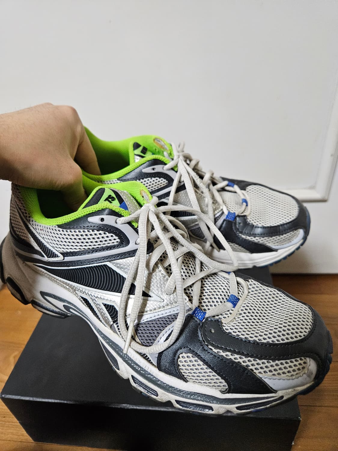 리복 베트멍 스파이크 러너 200 그레이 실버 265 상품이미지1