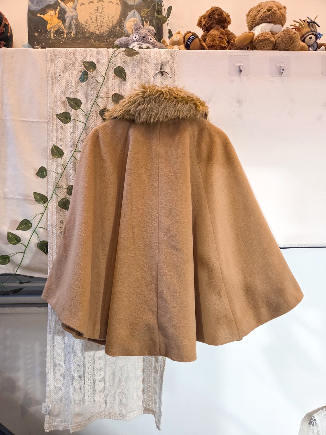 퍼카라 포인트 케이프 코트 상품이미지6