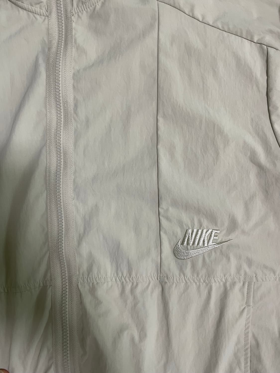 나이키 베이지 바람막이 xxl 상품이미지2