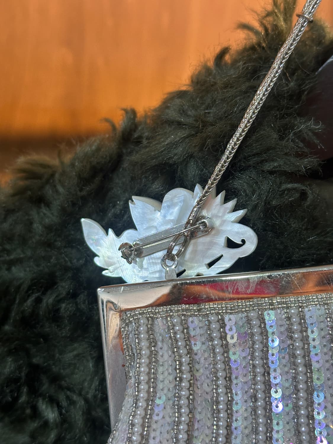 Vintage mother-of-pearl brooch 상품이미지4