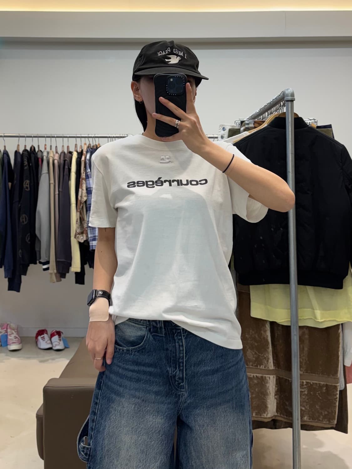 꾸레쥬 로고 프린팅 반팔 상품이미지4