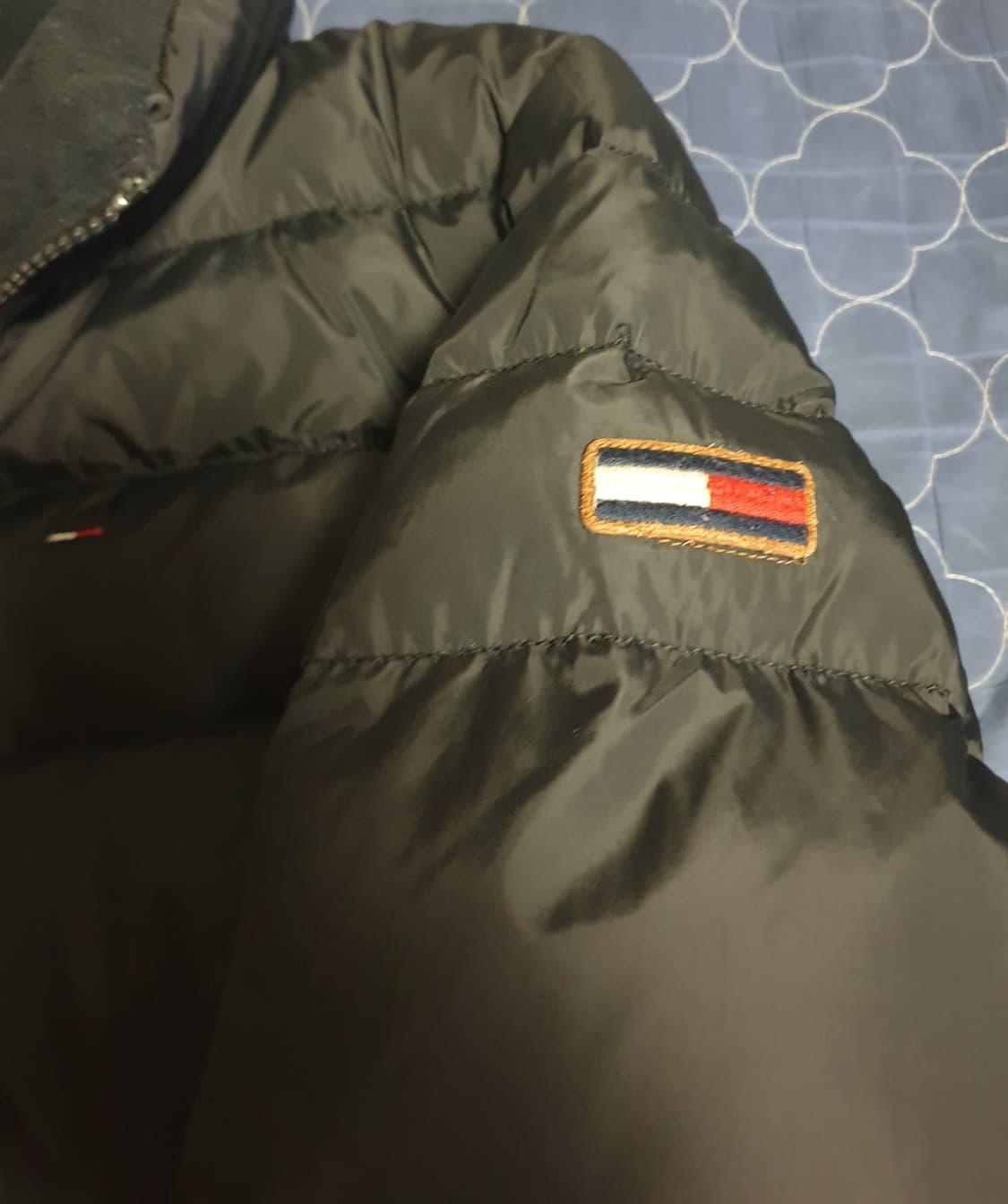 (해외발매) 타미힐피거 빈티지 빅 백로고 다운 숏패딩 블랙 (XL) 상품이미지5