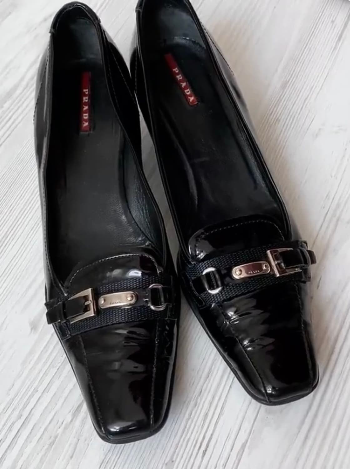 00s 프라다 스포츠 버클 로퍼 상품이미지1