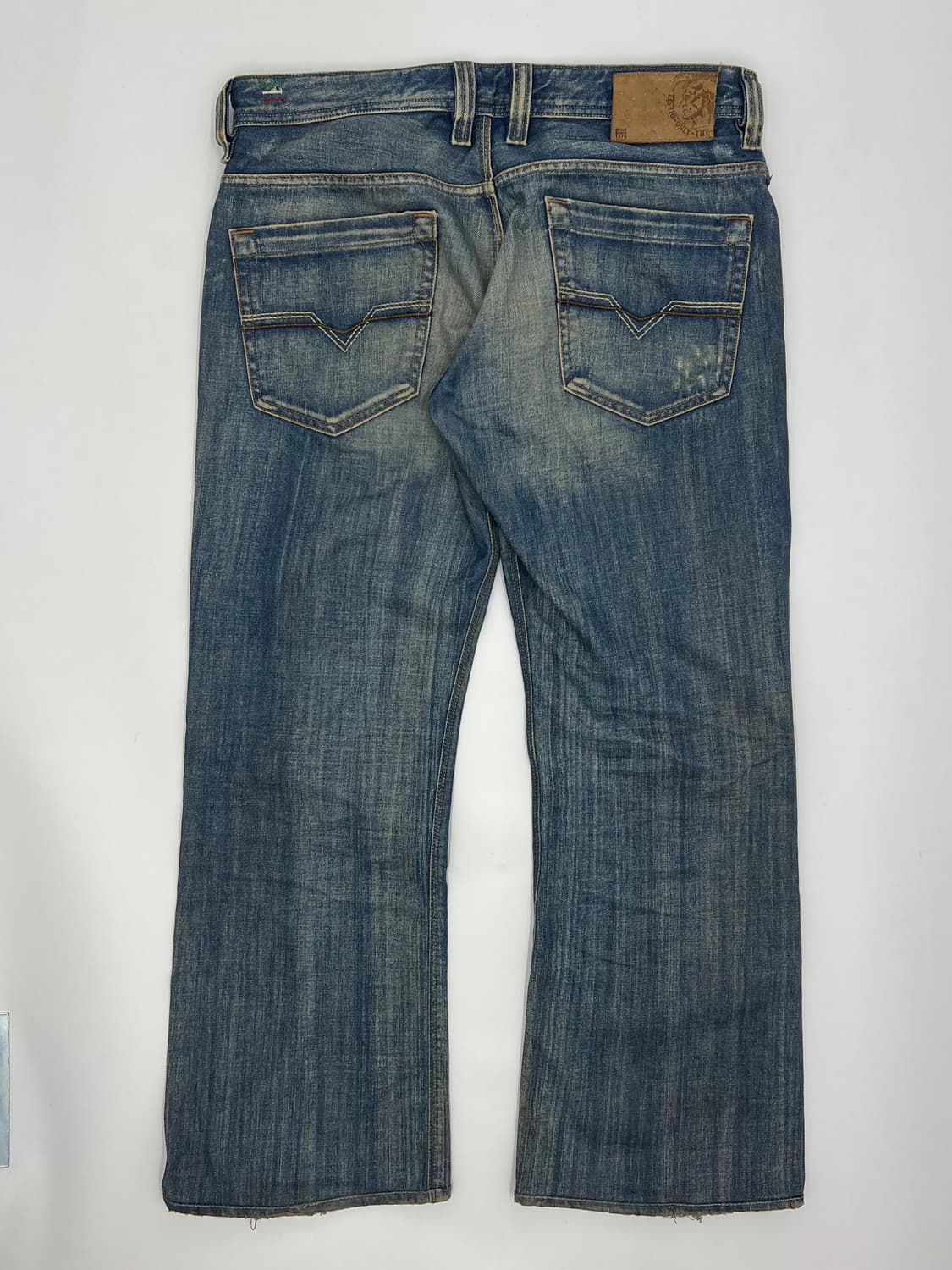 디젤 부츠컷 데님 팬츠 상품이미지4