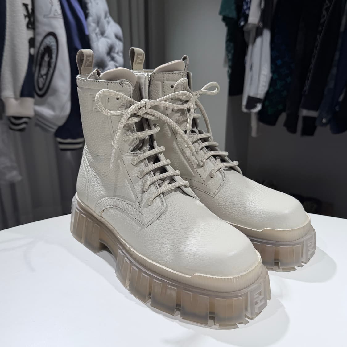 (A+/7) / 펜디 포스 컴뱃 워커 부츠 레더 가죽 아이보리 상품이미지3