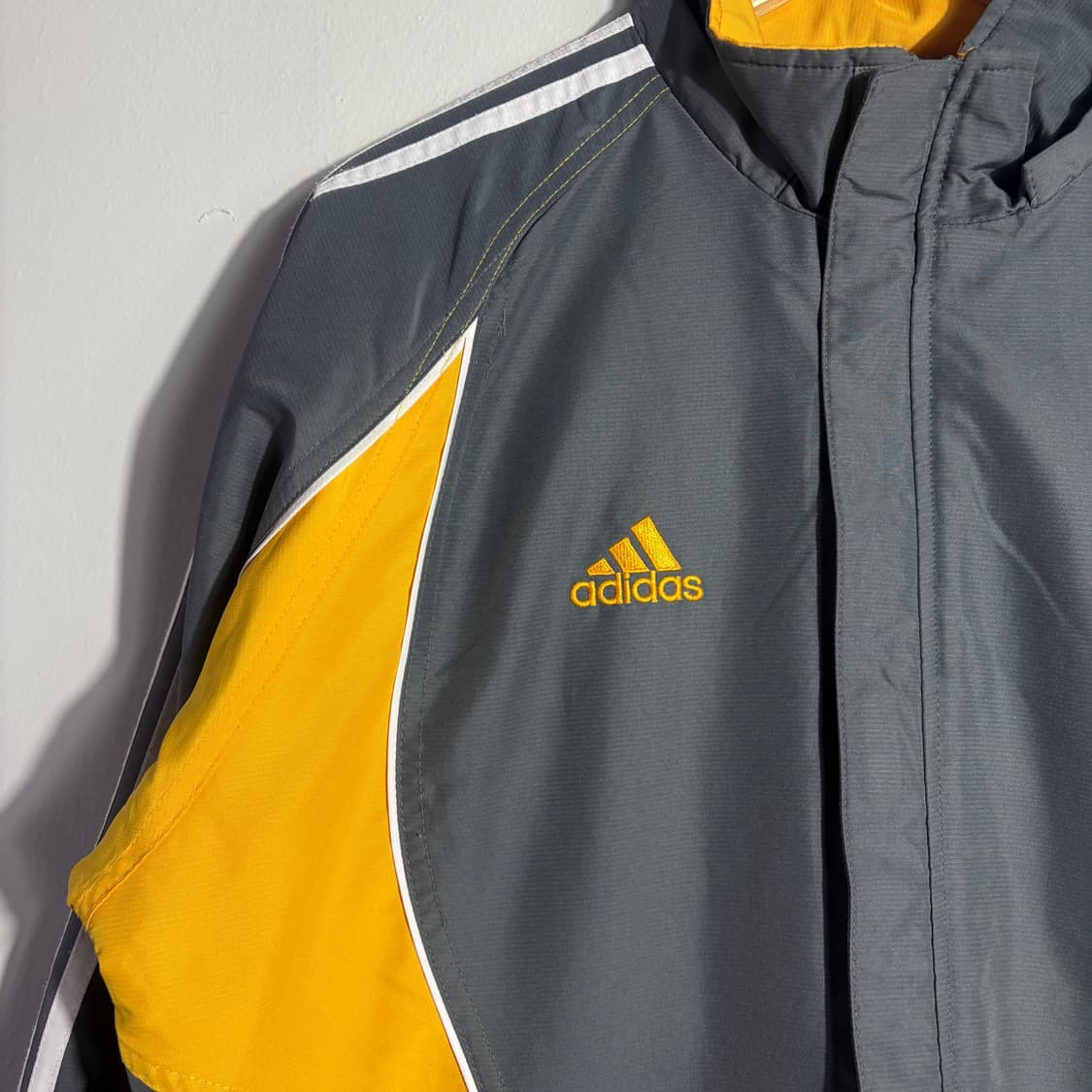 아디다스 삼선 배색 바람막이 자켓 (무료배송) 상품이미지2