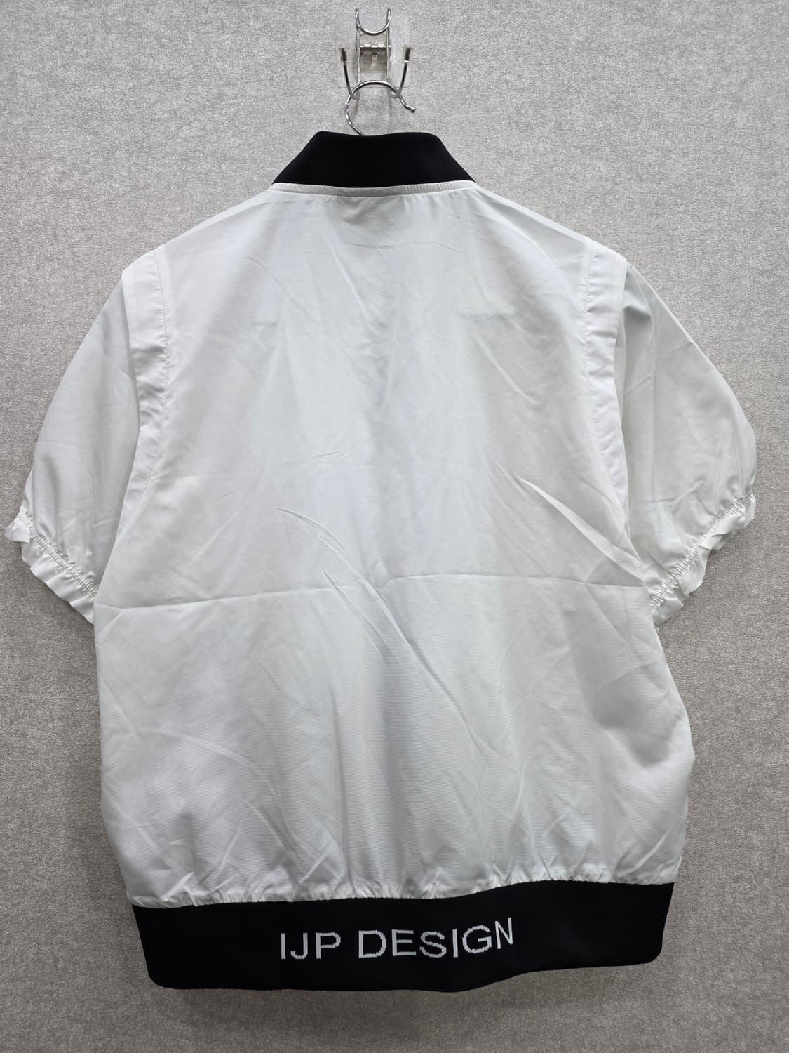 이안폴터디자인 여성 집업 반팔점퍼  24ss 상품이미지7