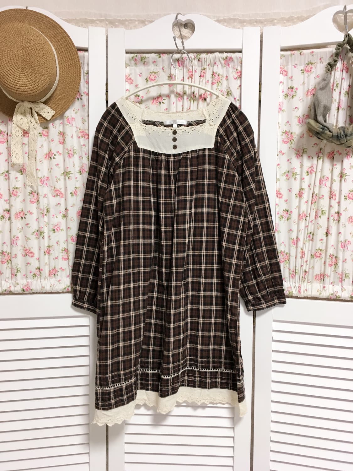 빈티지 브라운 체크 블라우스 상품이미지1