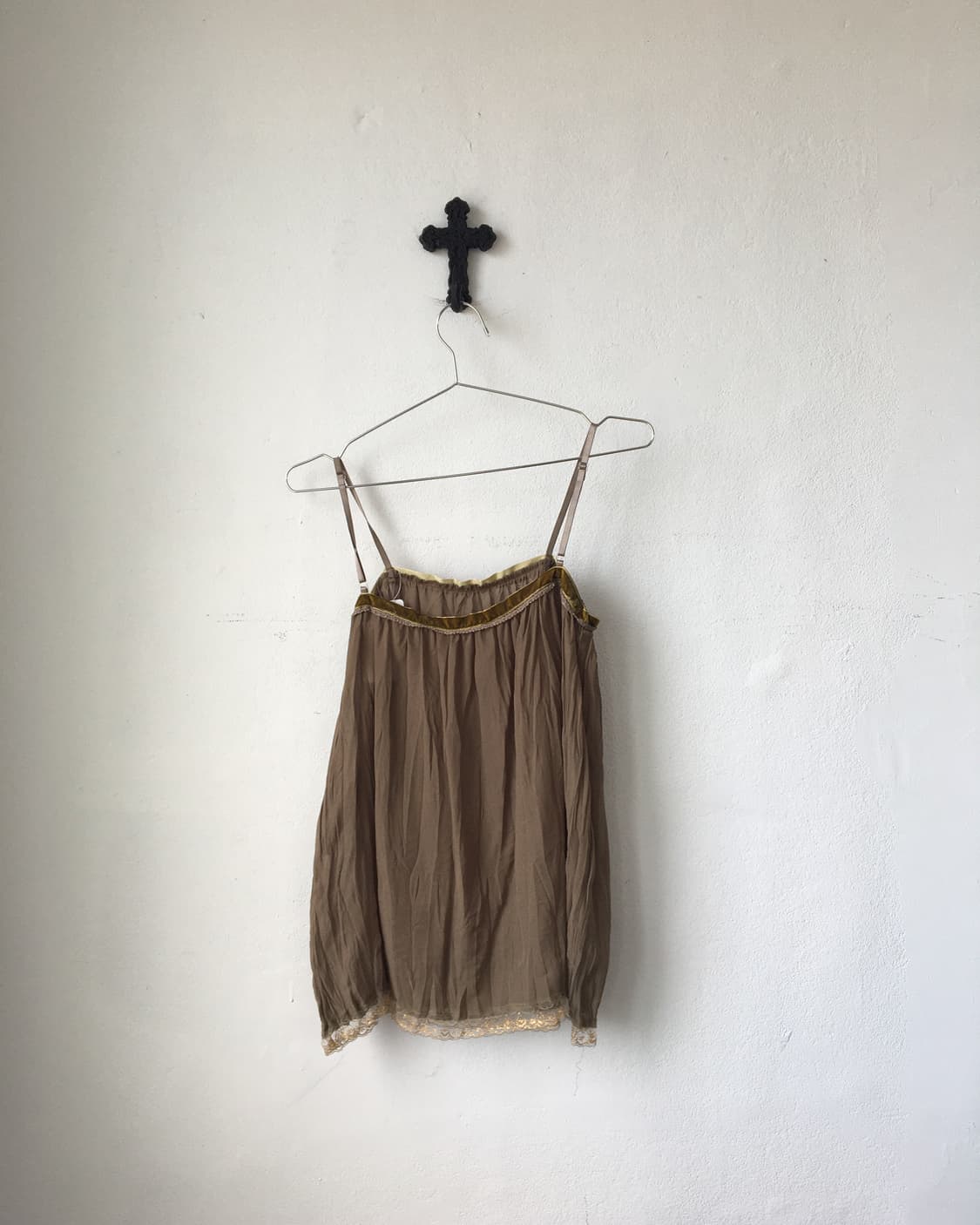 lace trimming sleeveless 상품이미지3