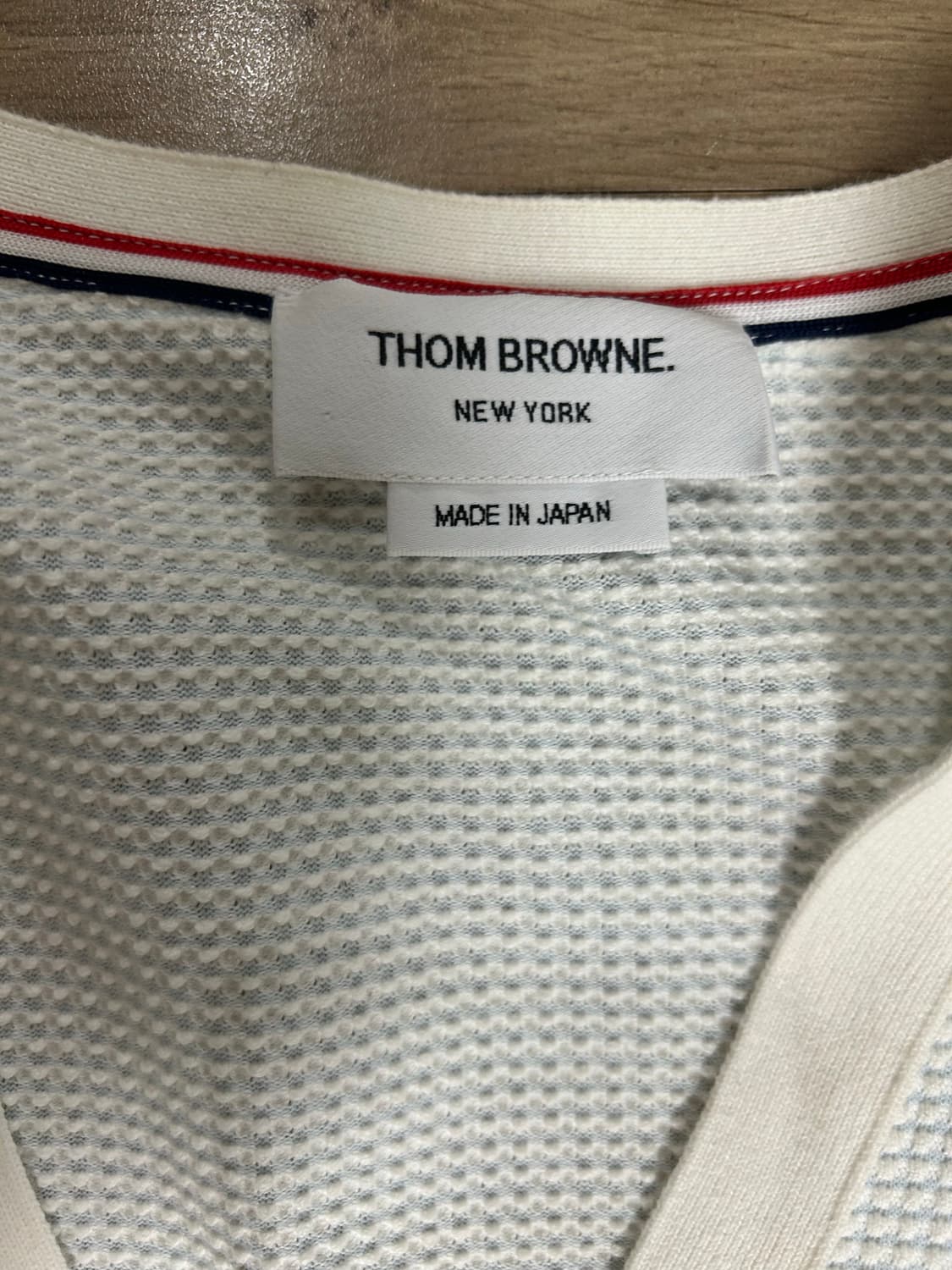 톰브라운 와플 니트 가디건 상품이미지3