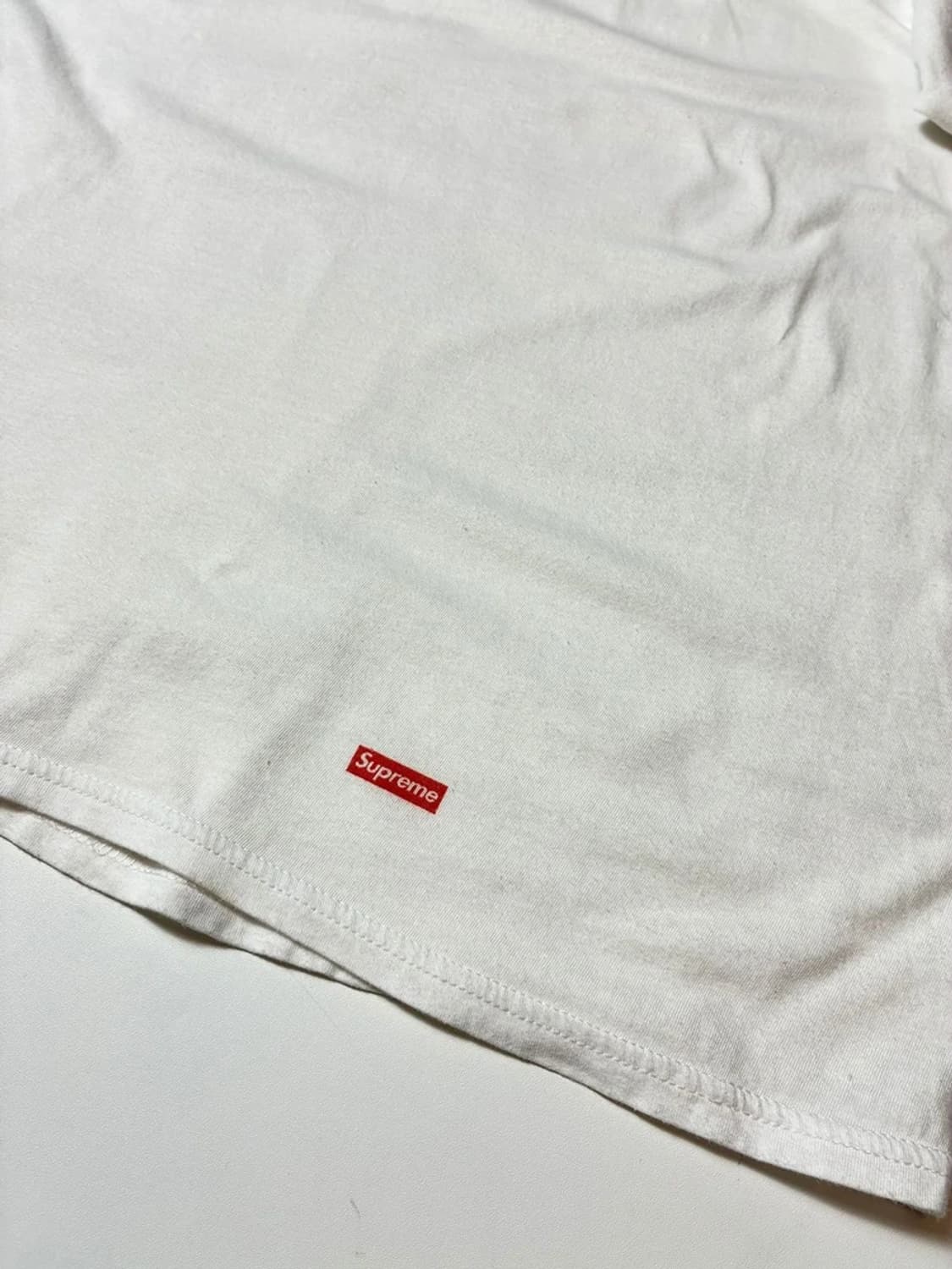 슈프림 x 헤인즈 태그리스 반팔 티셔츠 PN9089 상품이미지3