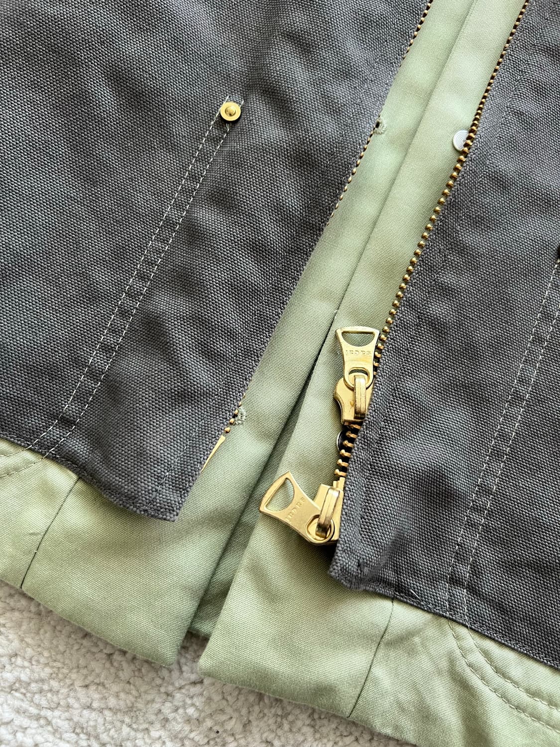 사카이 x 칼하트 리버서블 워크 자켓 상품이미지6