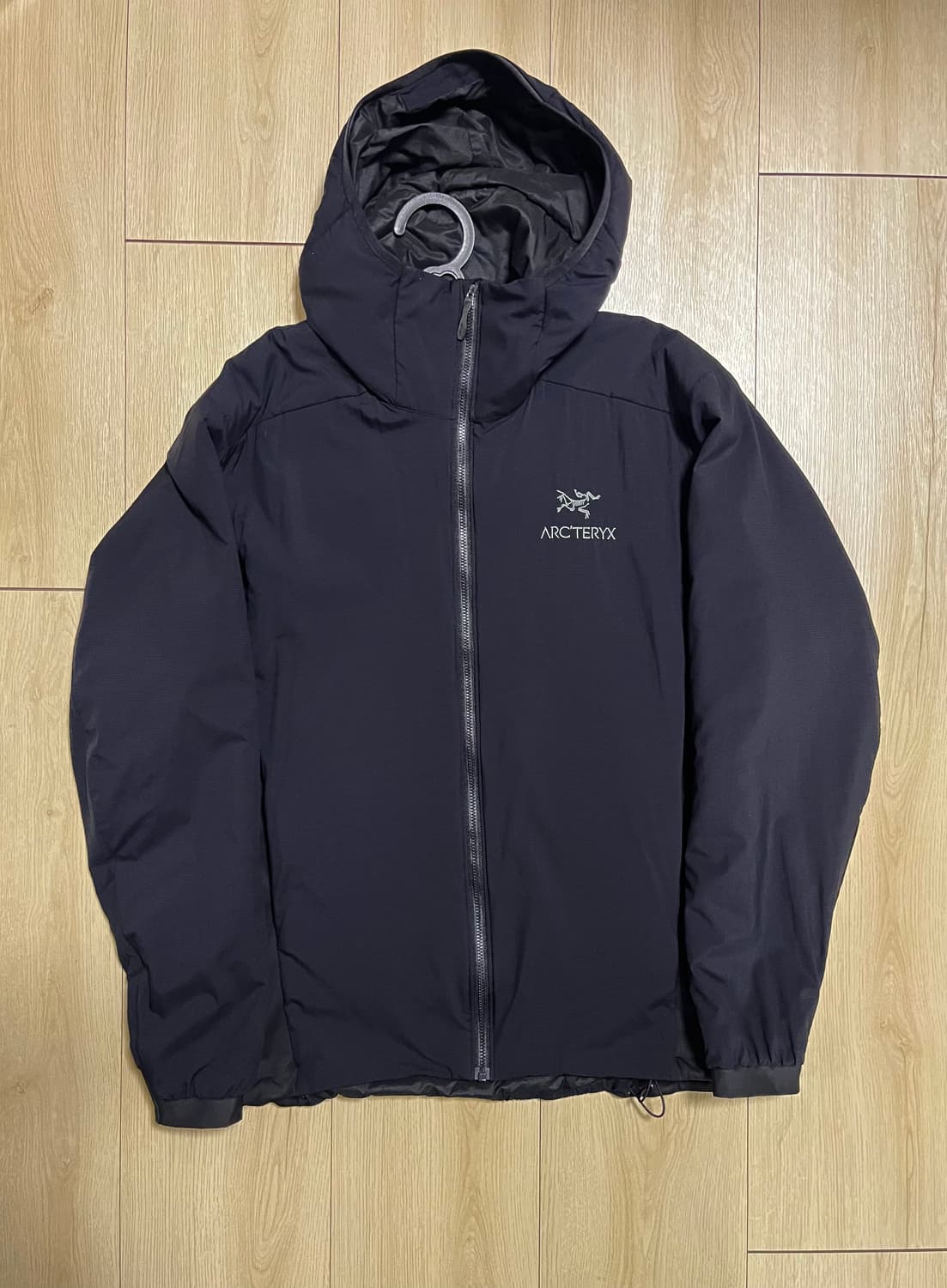 아크테릭스 아톰 LT 후디 블랙 상품이미지1