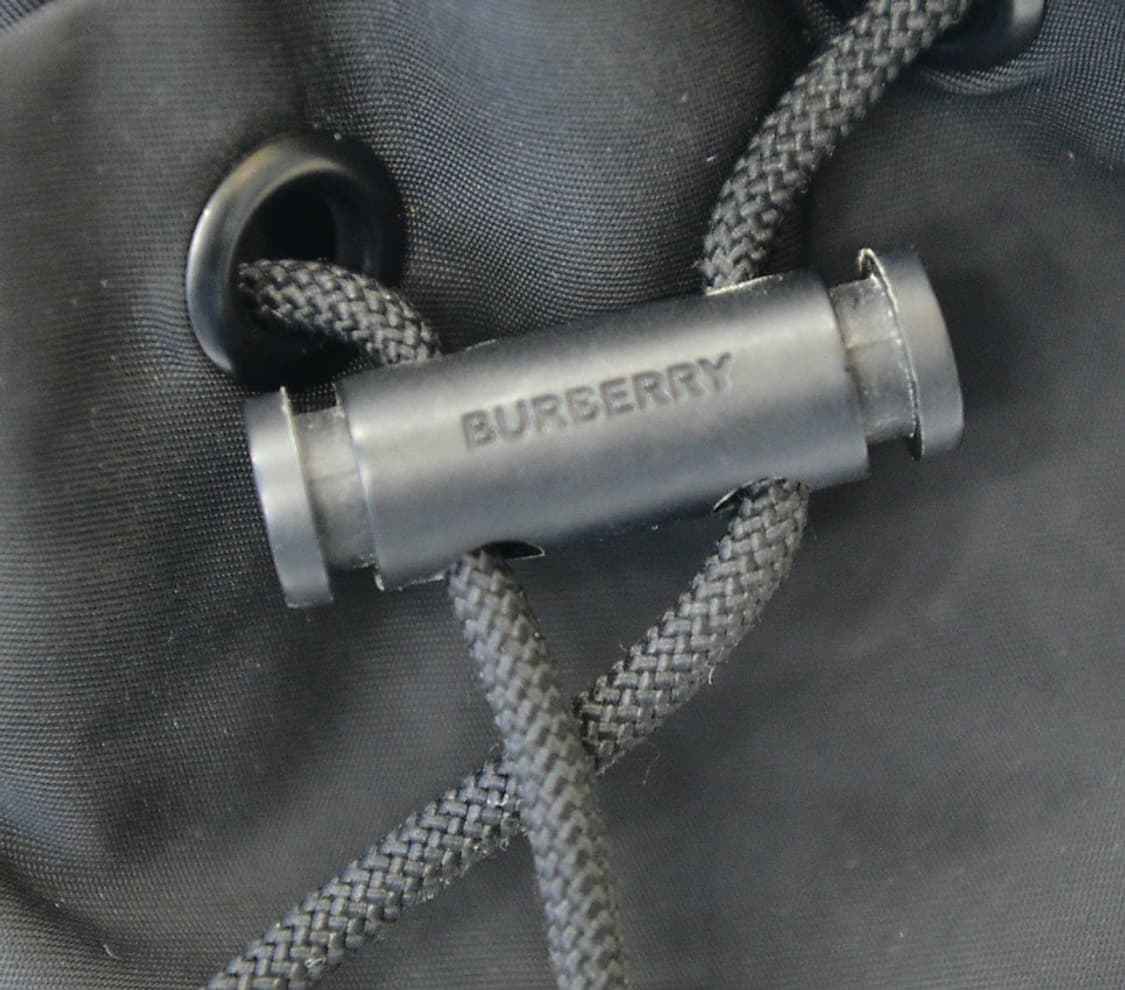 버버리 포이베 버킷 파우치(정품) 상품이미지7