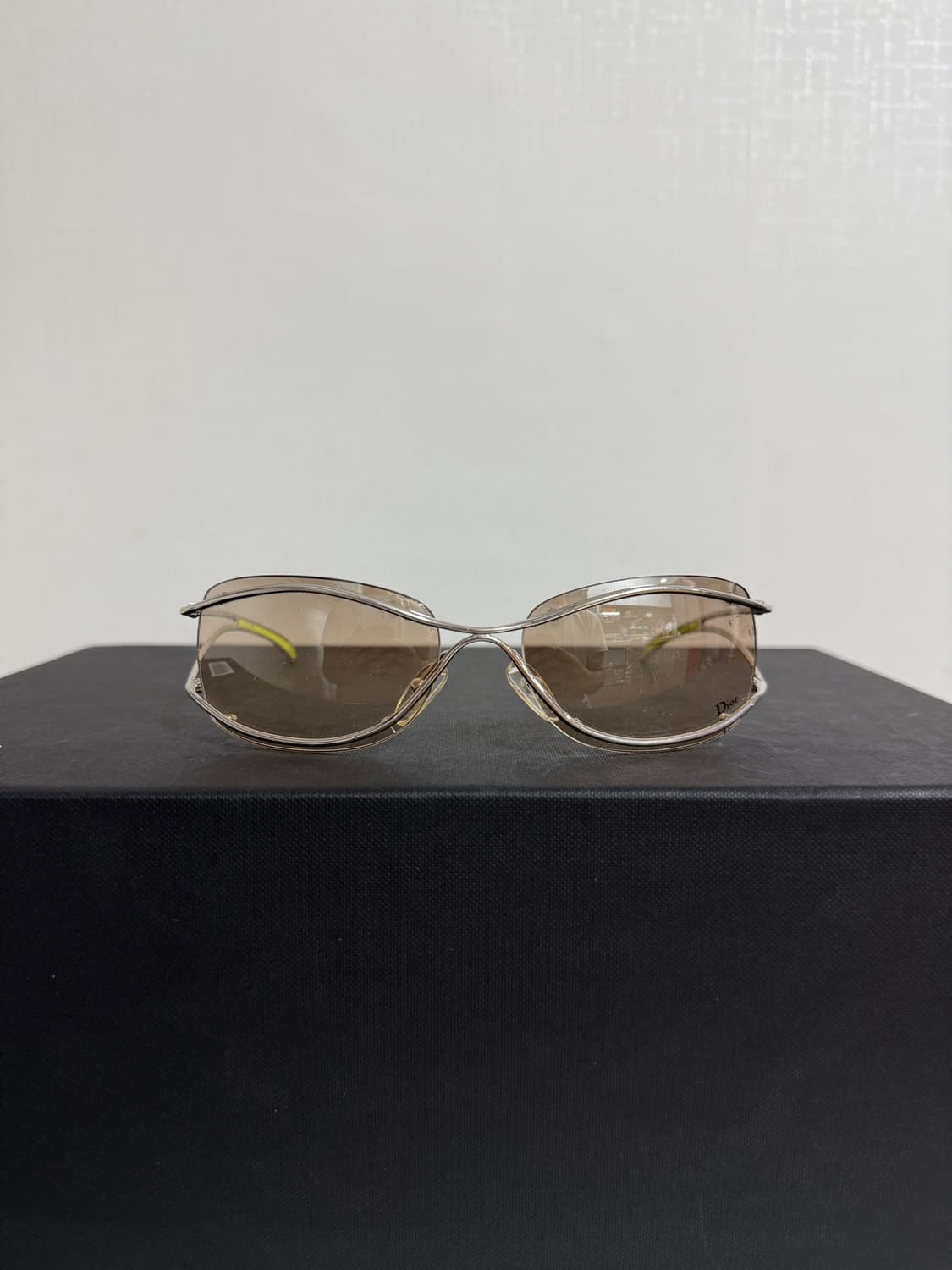 Christian Dior 빈티지 크리스찬 디올 네온 선글라스 59o17 상품이미지1