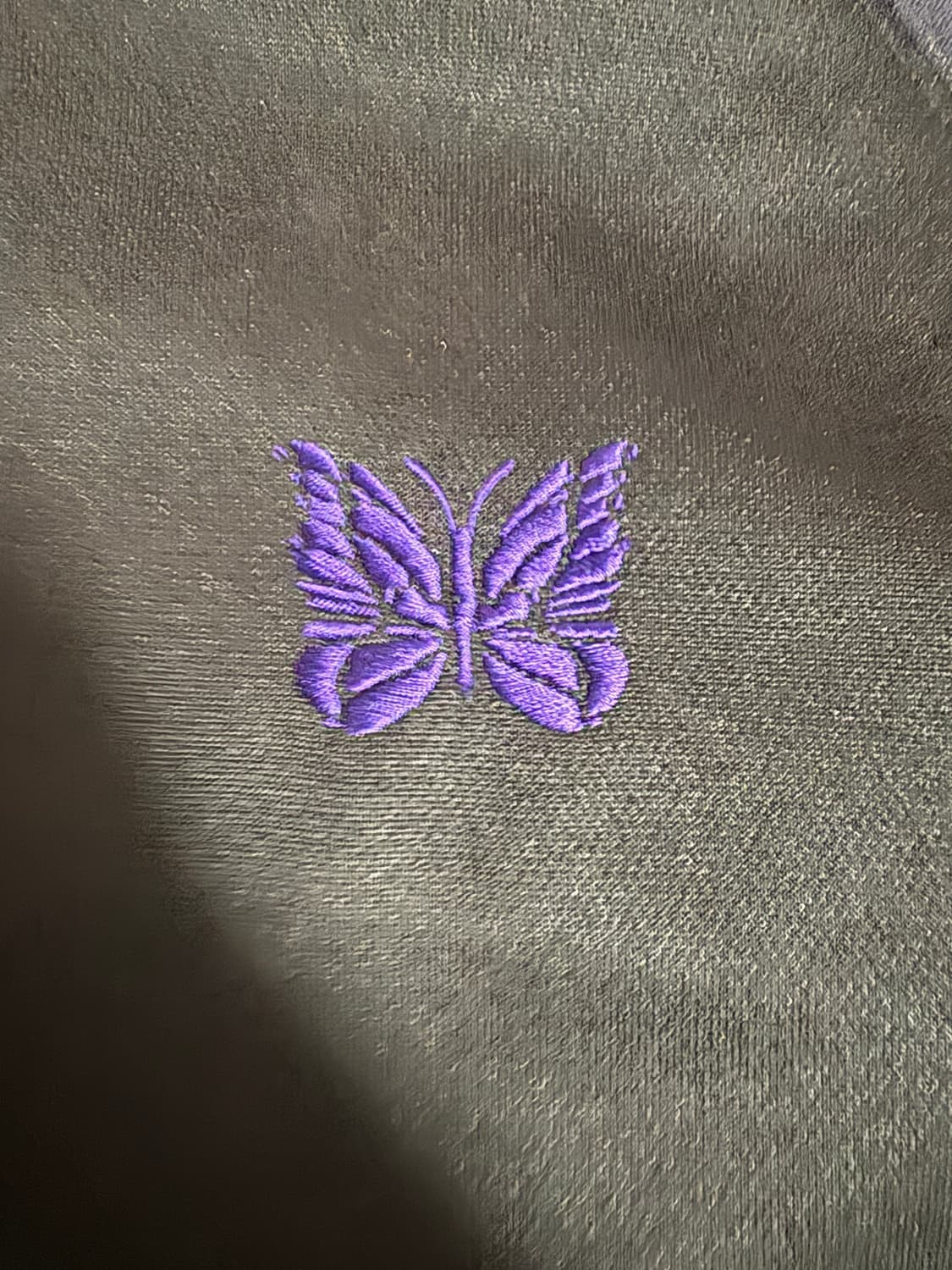 니들스 트랙자켓  검정보라 s 상품이미지3