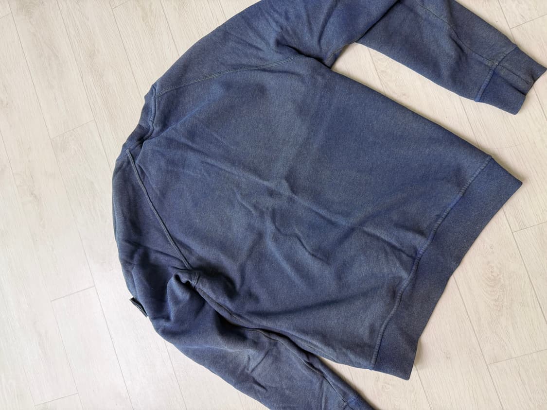 [m]스톤아일랜드 더스트 맨투맨 상품이미지3