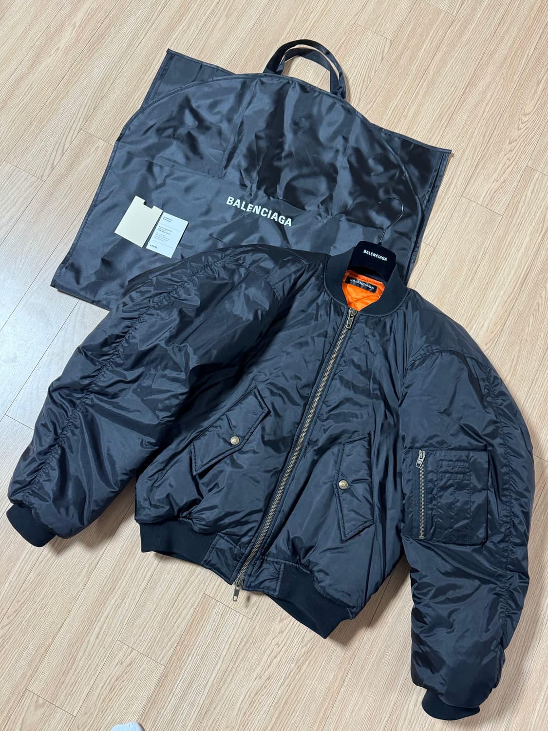 발렌시아가 스테로이드 봄버 44 상품이미지3