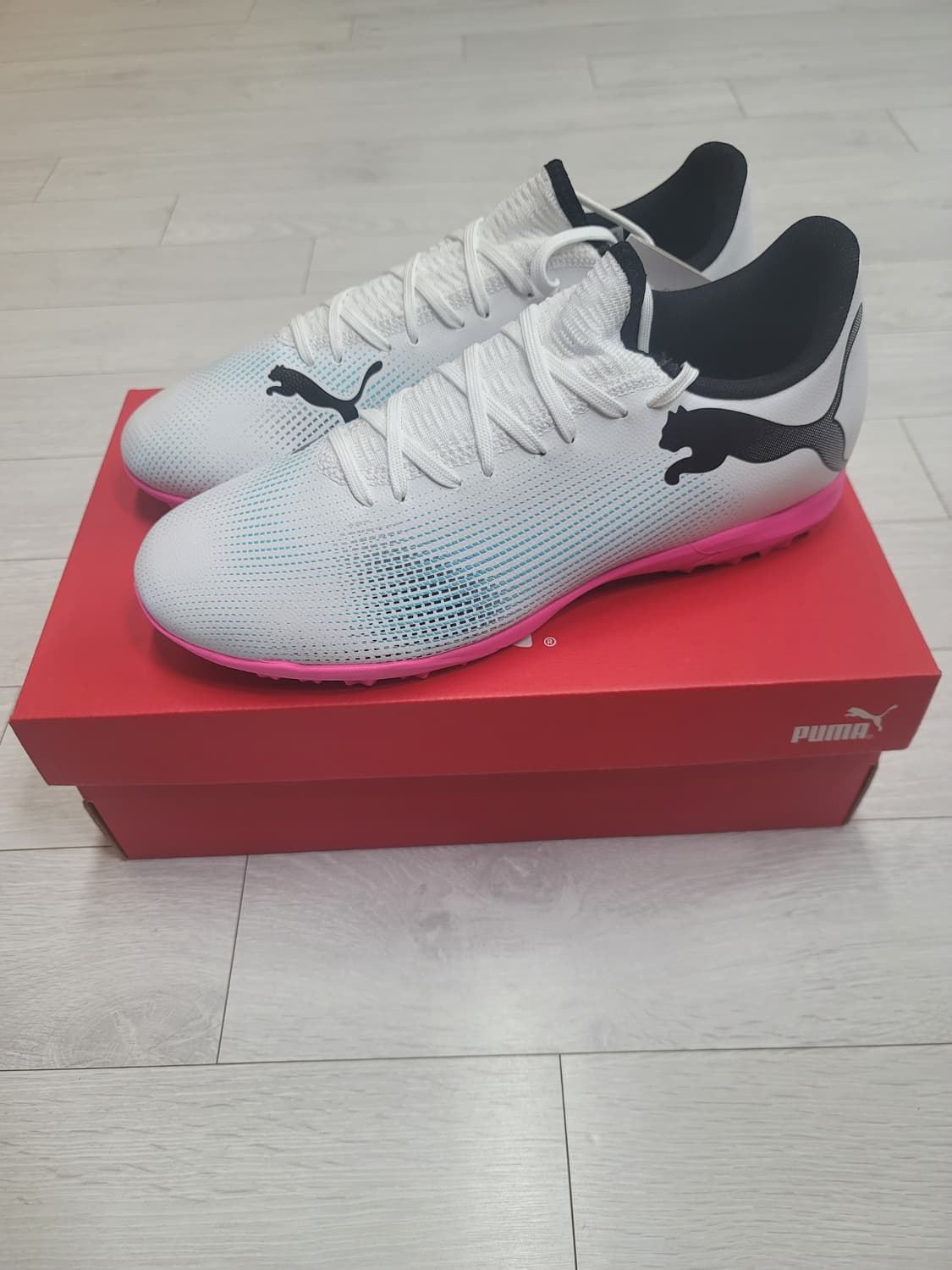 (265)푸마 풋살화 퓨처 7 플레이 TT[대전 직거래도 가능] 상품이미지3