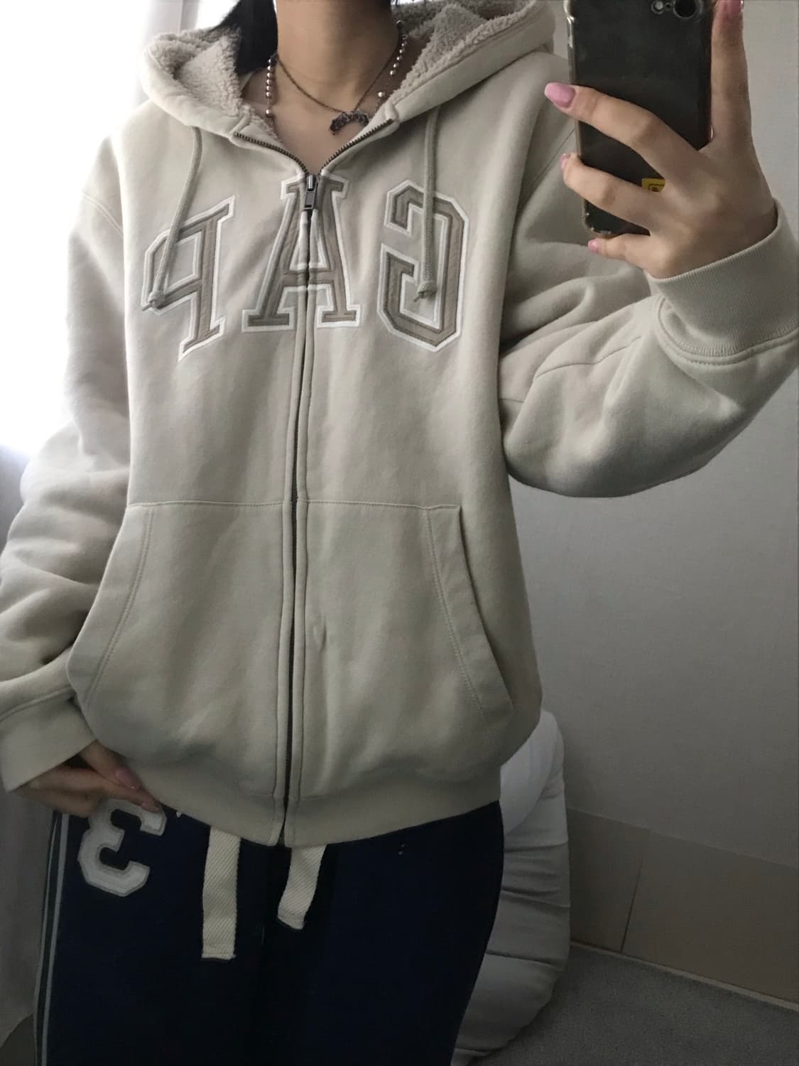 갭 아이보리 퍼후드집업 상품이미지5