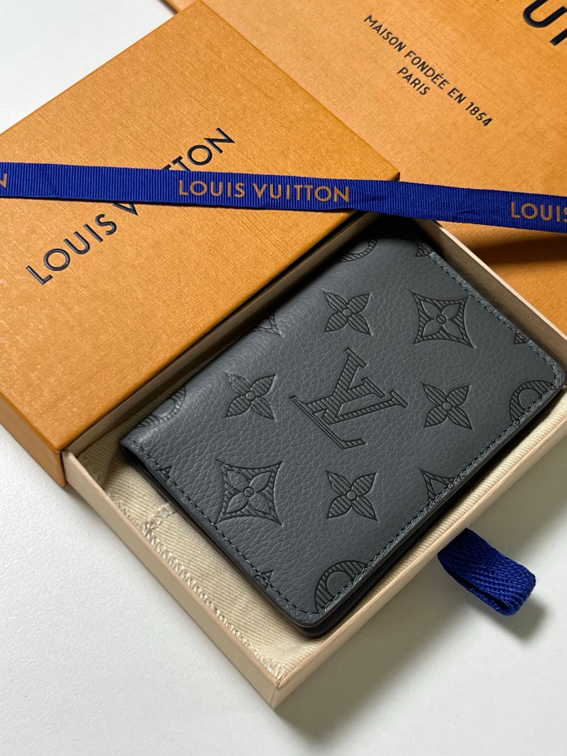 [정품] 신형 / 루이비통 모노그램 쉐도우 오거나이저 그레이 상품이미지2