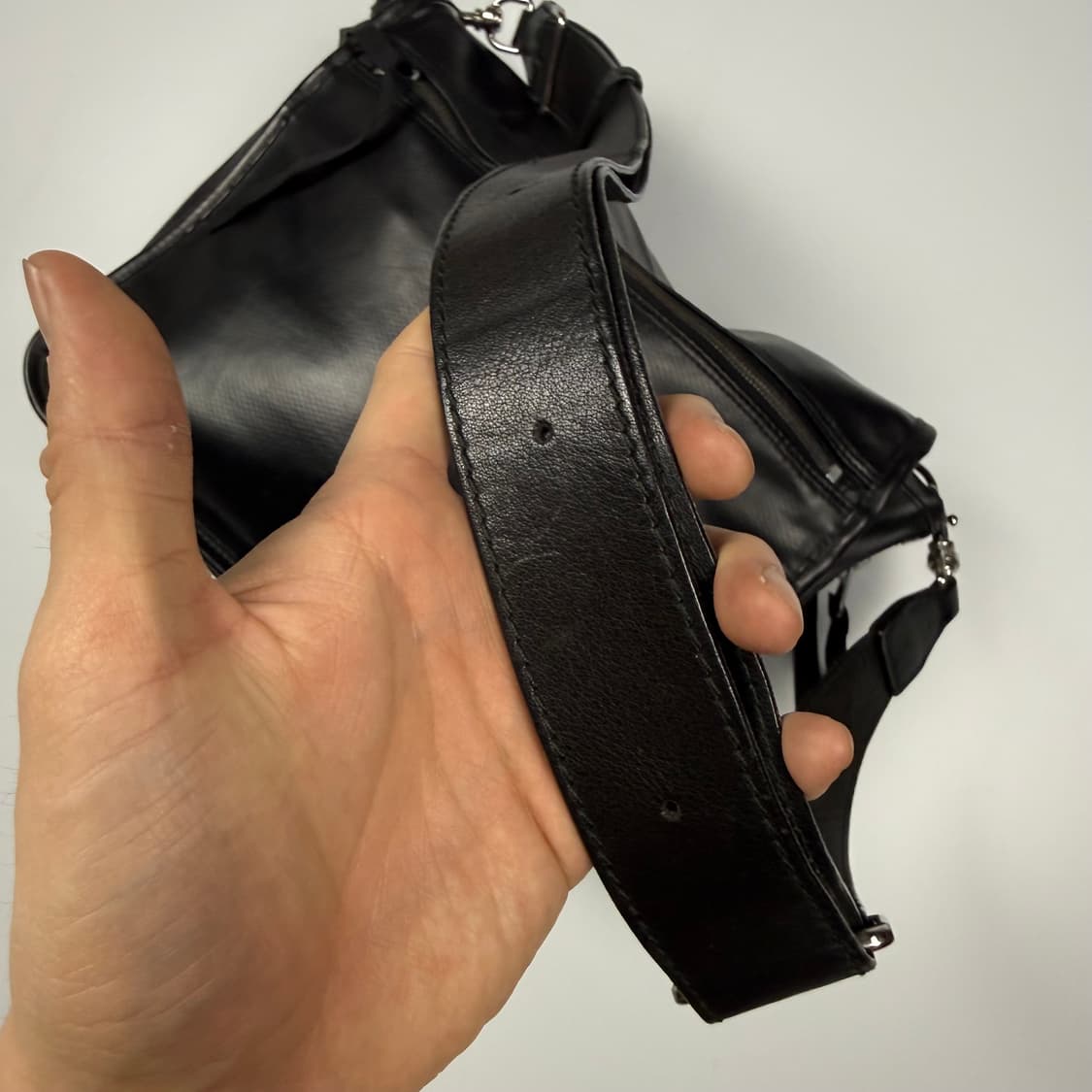 요시다포터 러기지라벨 뉴라이너 메신저백 블랙 상품이미지6