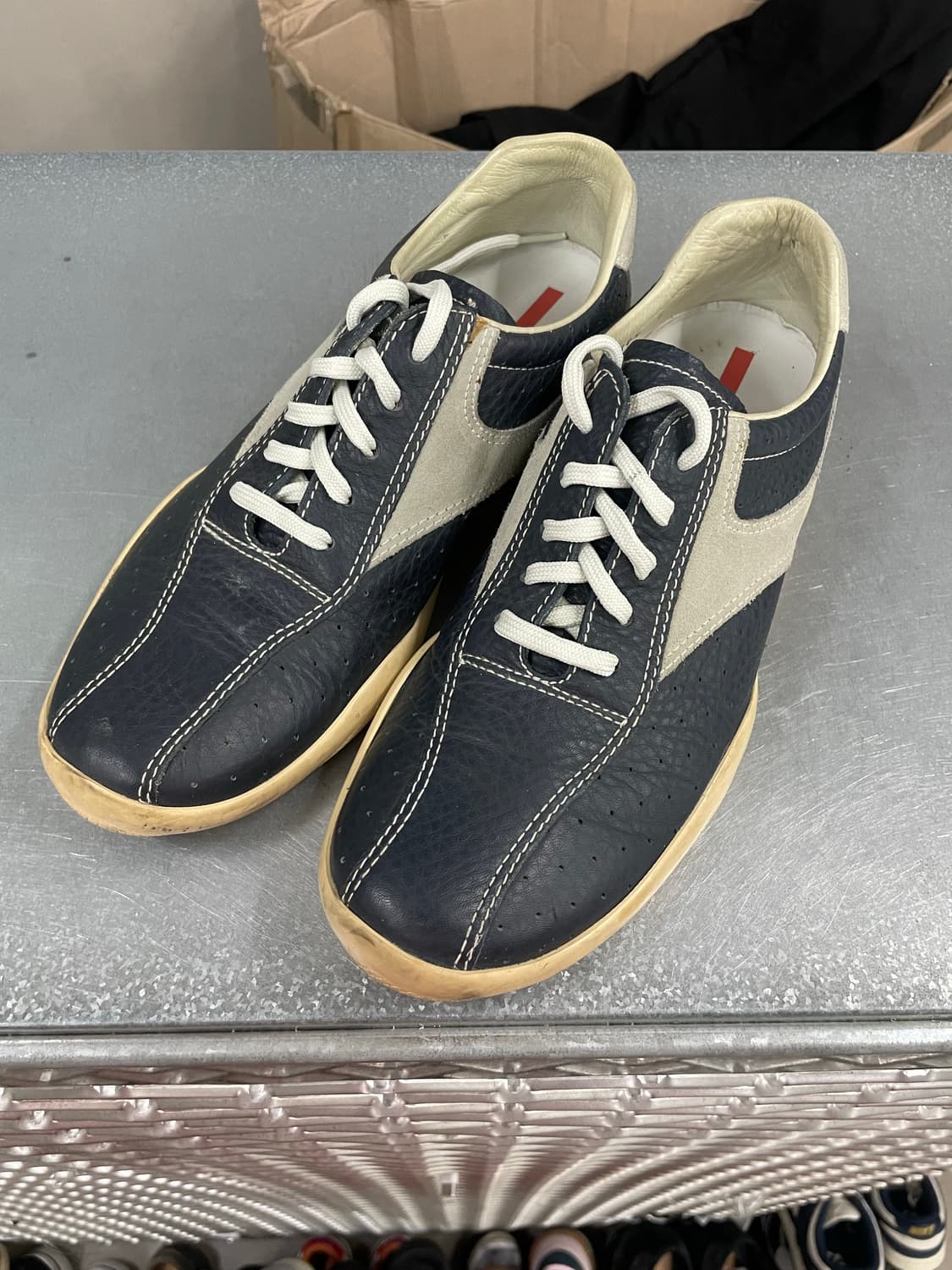 프라다 스니커즈 네이비 7 상품이미지2