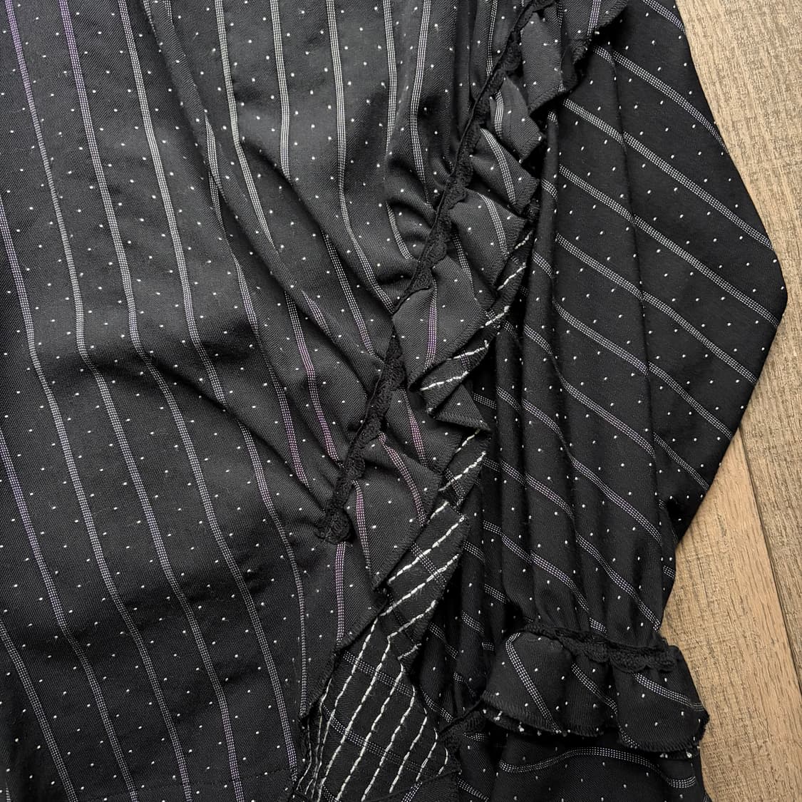 Dot Stripe Asymmetry Shirring Skirt 상품이미지5