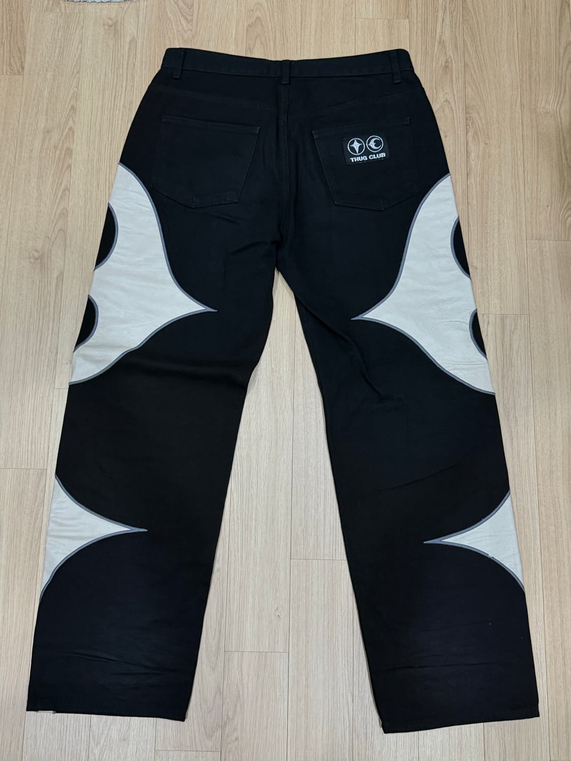 [새상품] 떠그클럽 TC 레더 워싱 데님 팬츠 블랙 화이트 2사이즈 상품이미지3