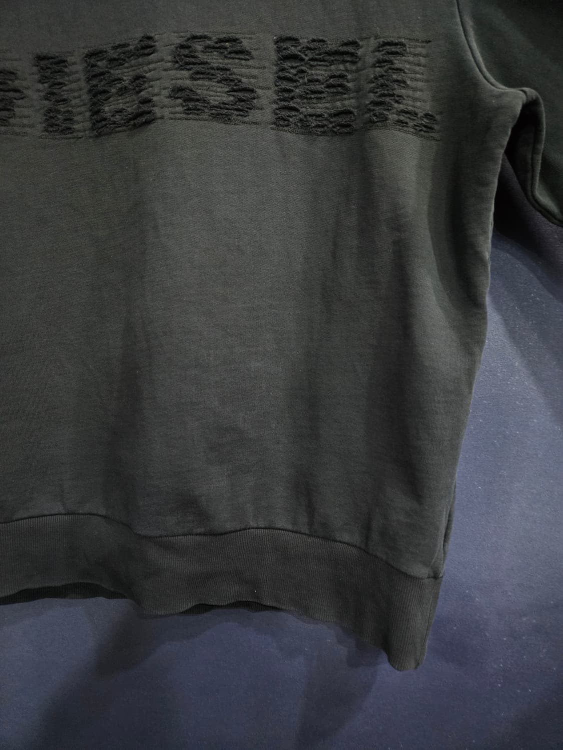 디젤 블랙컬러 남성 105 맨투맨  상품이미지6