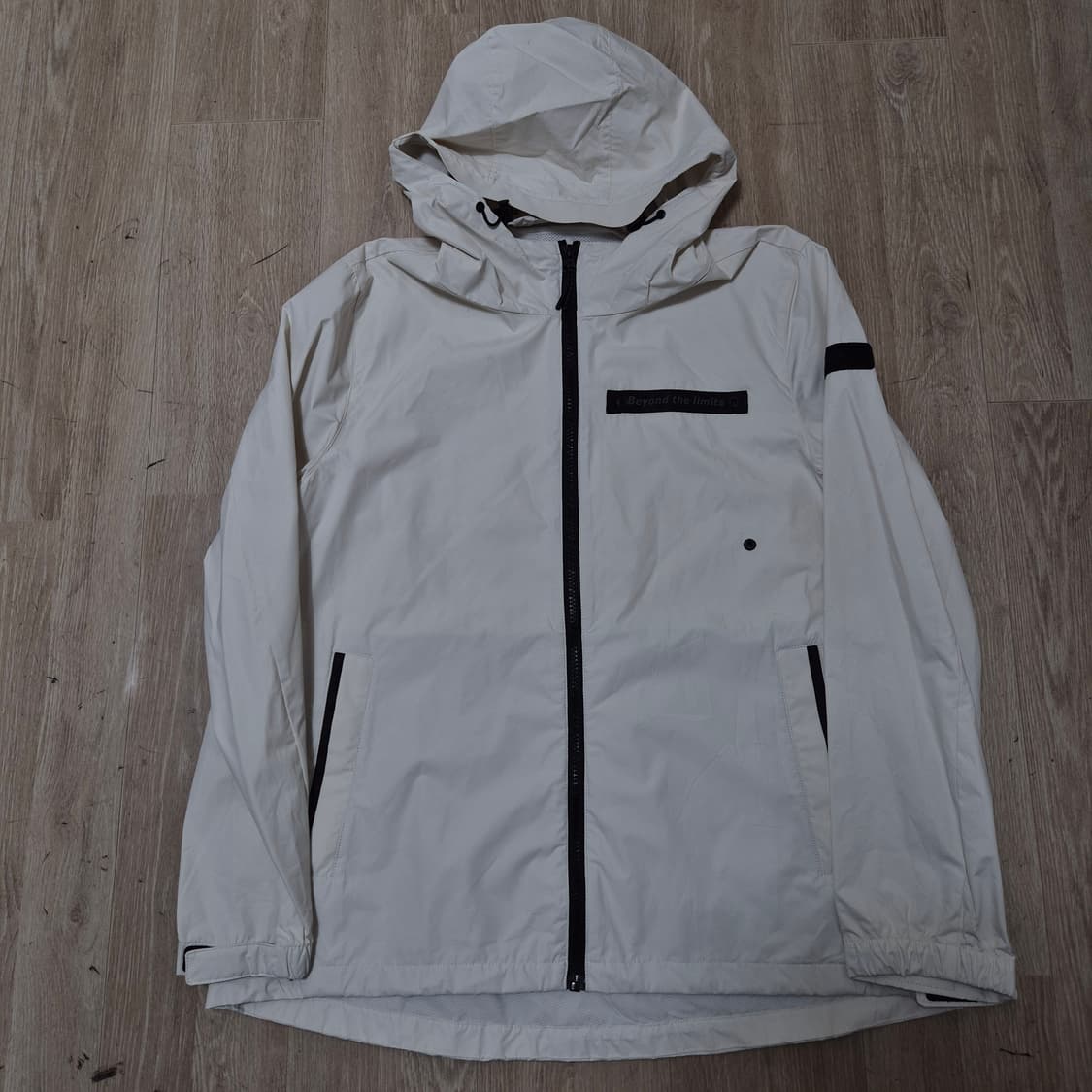 코베아 비욘드더리미츠 아웃도어 바람막이 후드자켓 M(95) 상품이미지1
