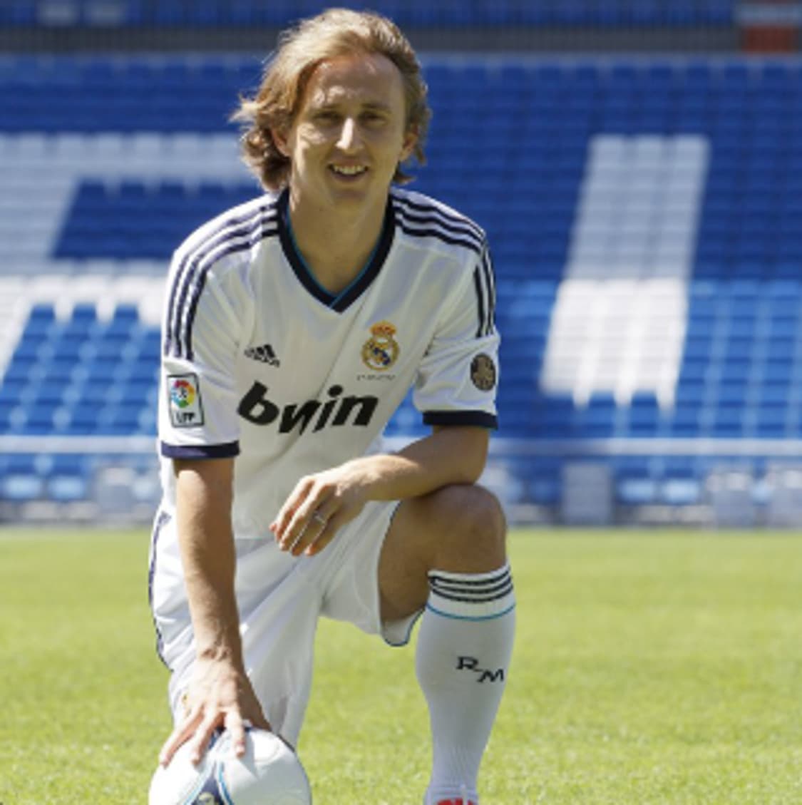 12-13 레알 마드리드 홈 No.19 루카 모드리치 상품이미지10