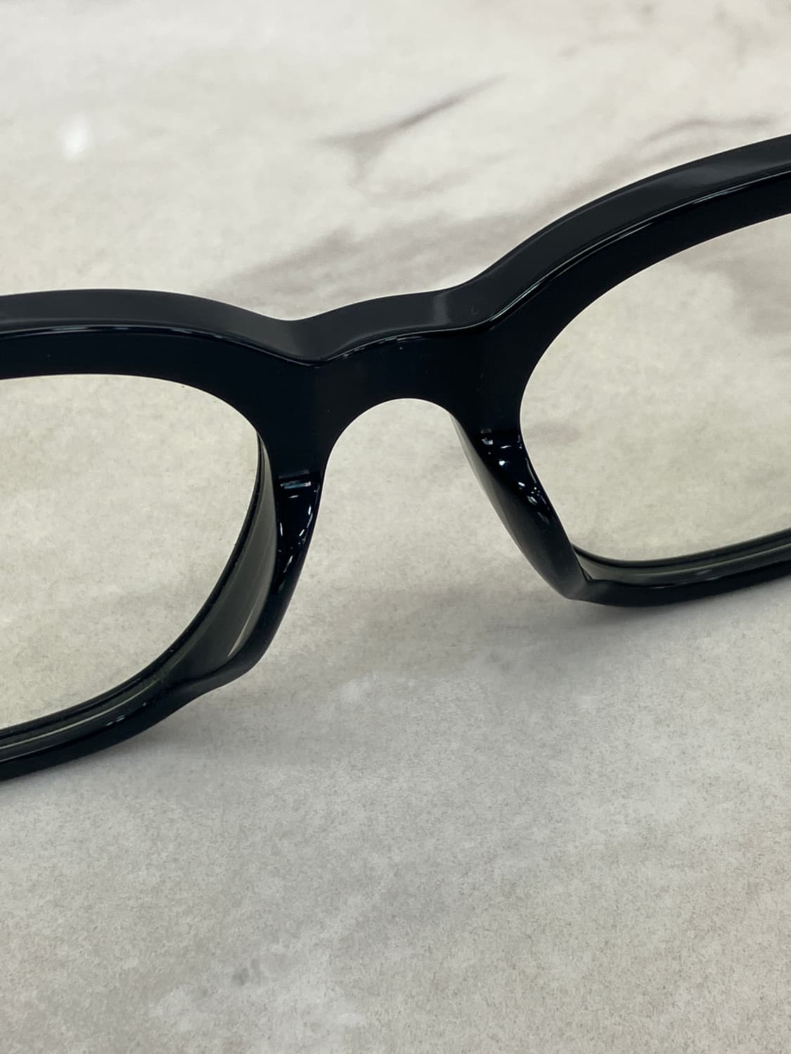 하츠 Hatz 블랙 웰링턴 메탈렉 뿔테 안경 상품이미지4