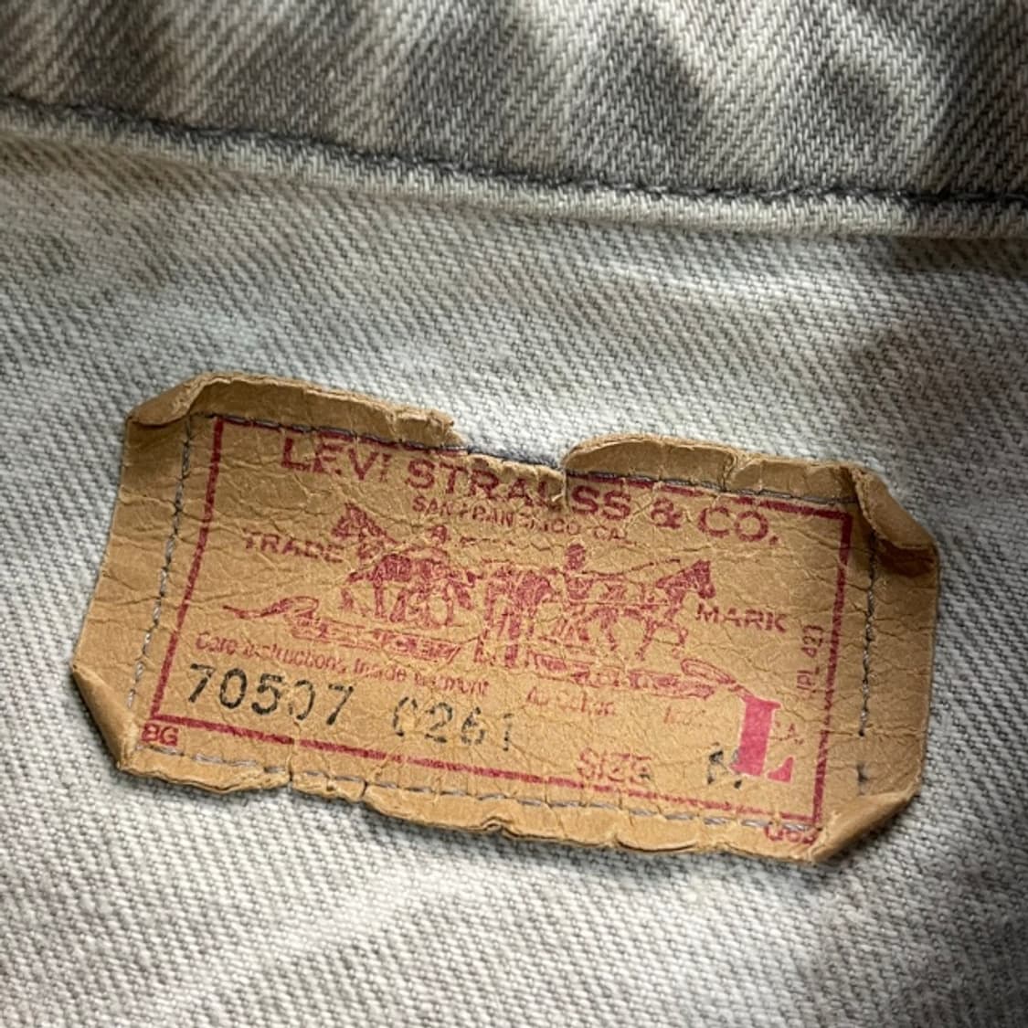 100 리바이스 70507 데님 트러커 자켓  상품이미지3