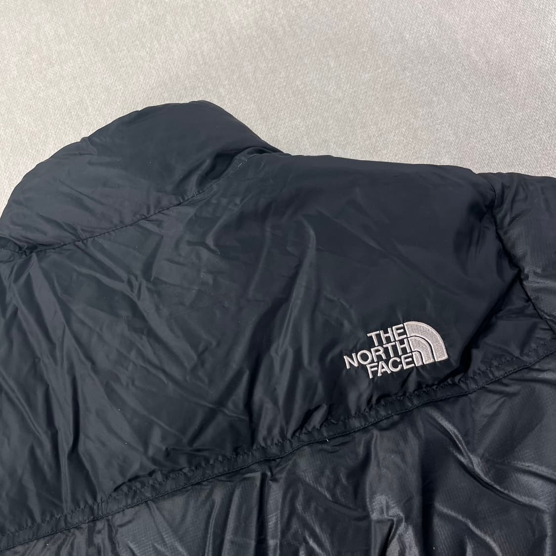 W 100 노스페이스 1996 눕시 700 패딩 상품이미지5