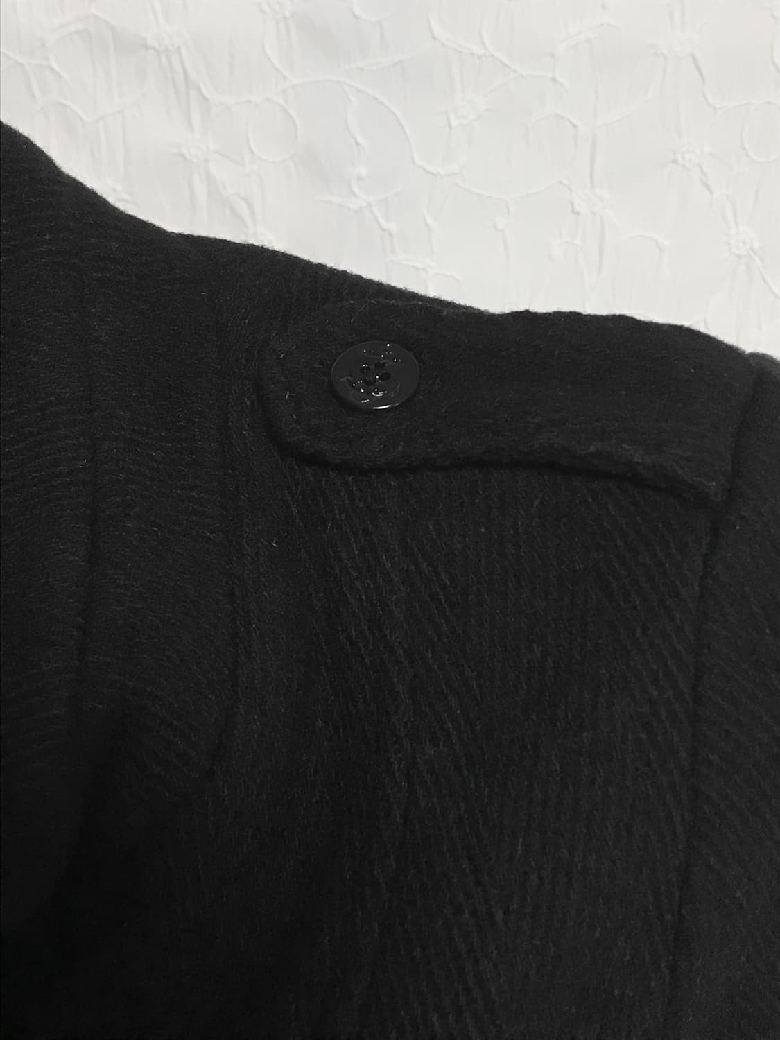 빈티지 사선 버튼 언발 카라 하이넥 울 코트 상품이미지8