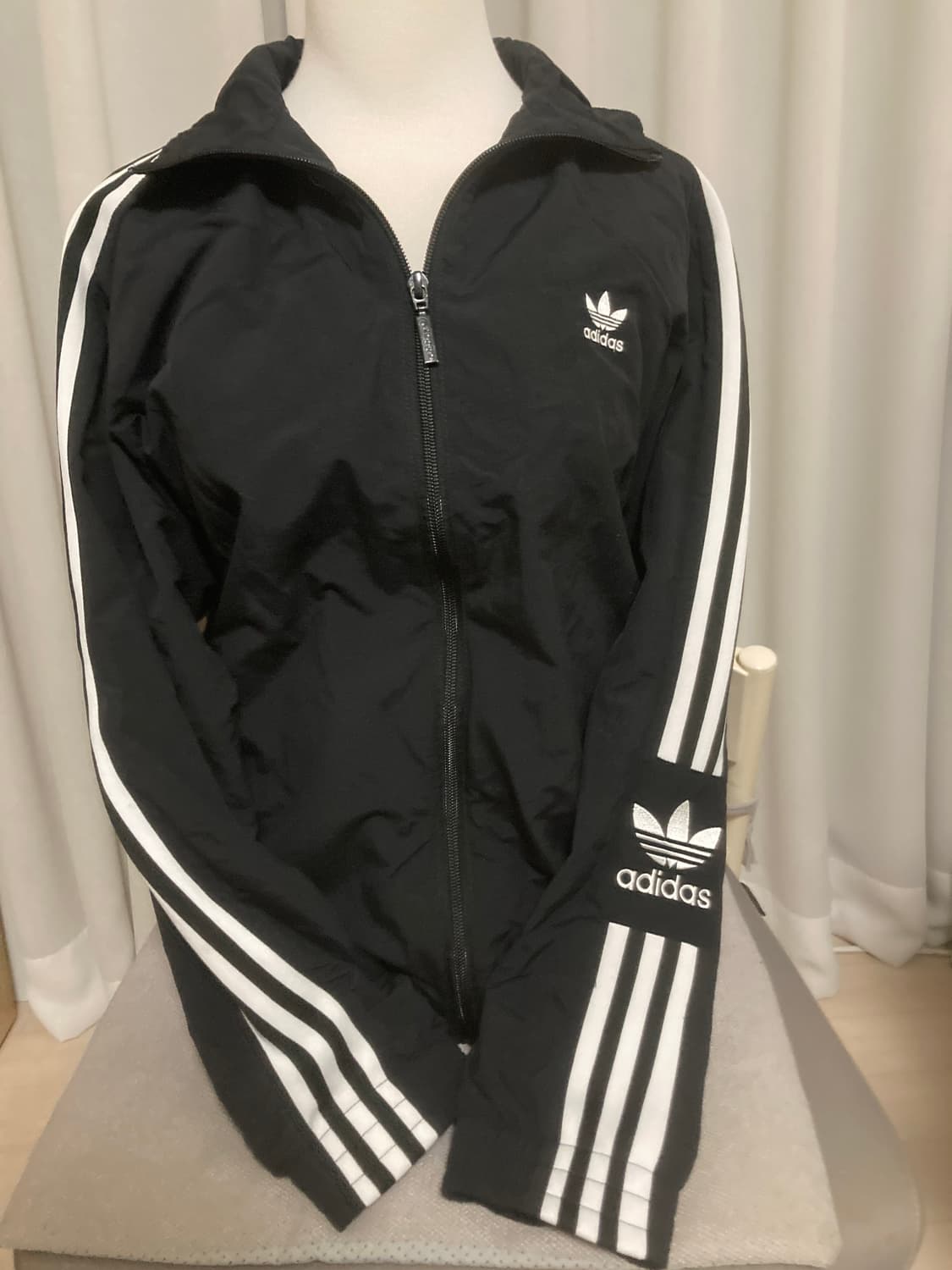 아디다스 바람막이 블랙 상품이미지2
