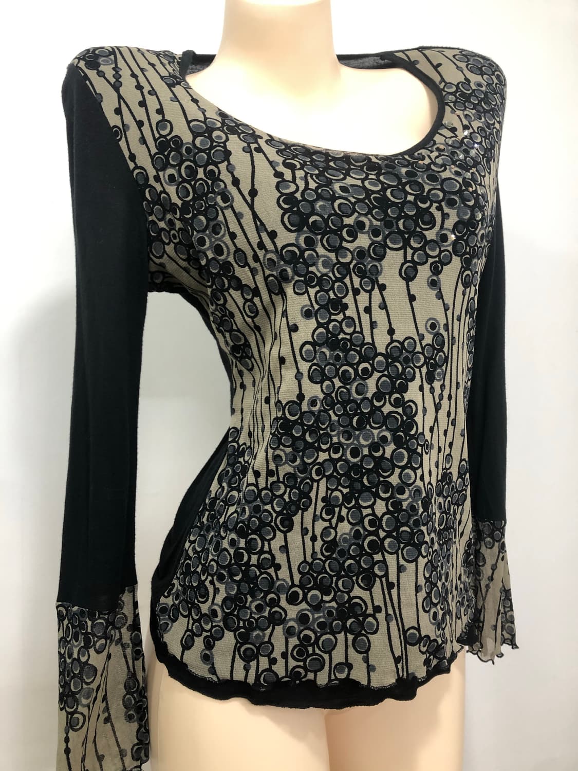 oriental pattern sheer long sleeve 상품이미지2