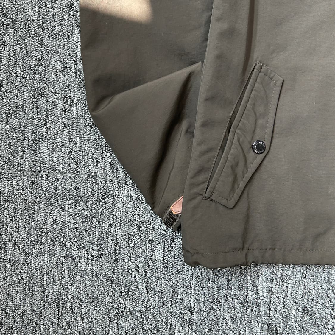 노스페이스 카키 후드 바람막이 자켓 상품이미지3