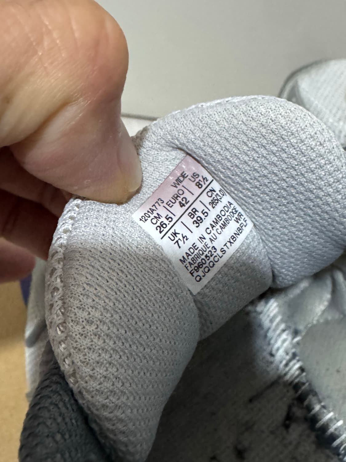 아식스 조그 100S SMU 글레이셔 그레이 앤 퓨어 실버 상품이미지4