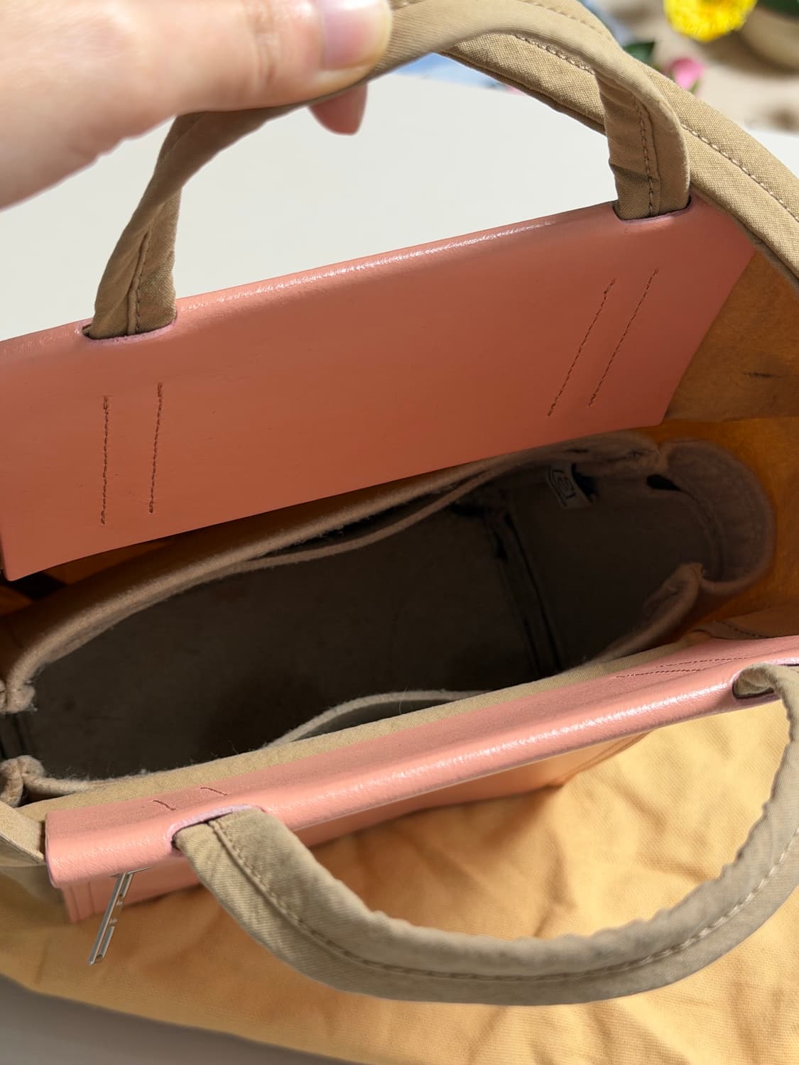 아크네스튜디오 정품 베이커백 스몰 베이지 핑크 상품이미지3