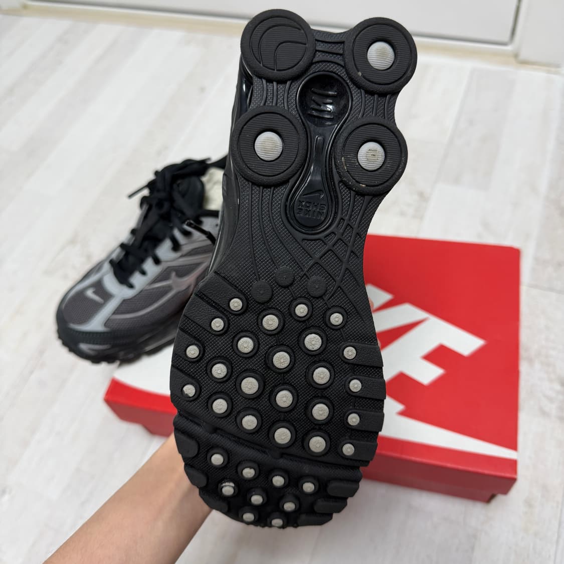 [235] 나이키 샥스 라이드 2 라이트 그래파이트 앤트러사이트 상품이미지3