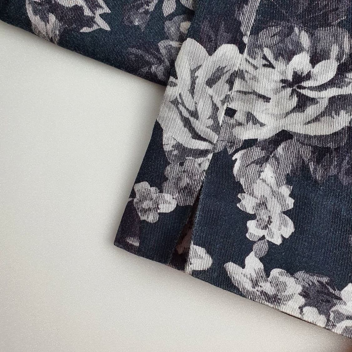 [46] 우영미 그레이쉬 블랙 플라워 데님진 상품이미지8