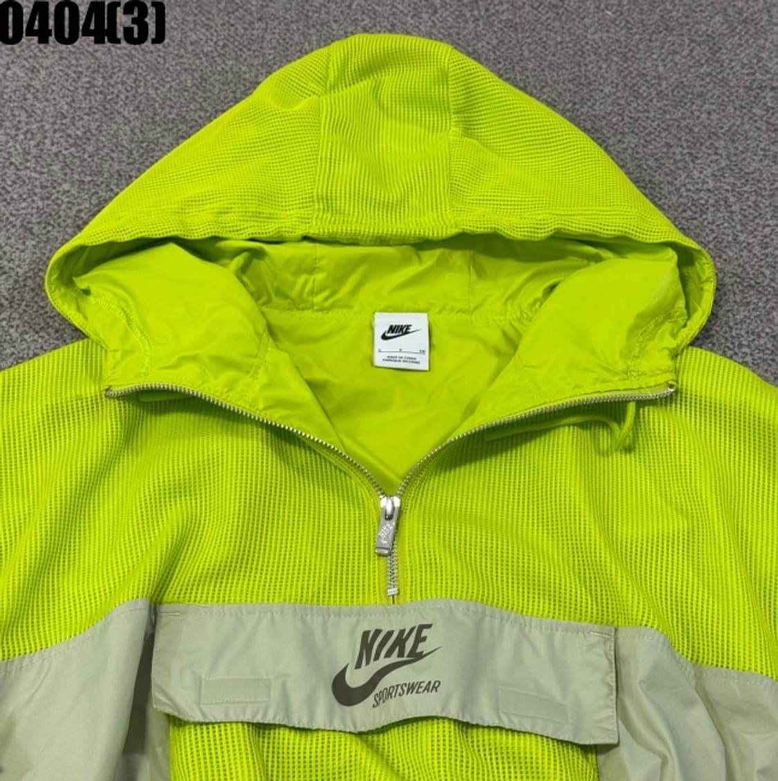 나이키 크롭 바람막이 아노락 상품이미지2