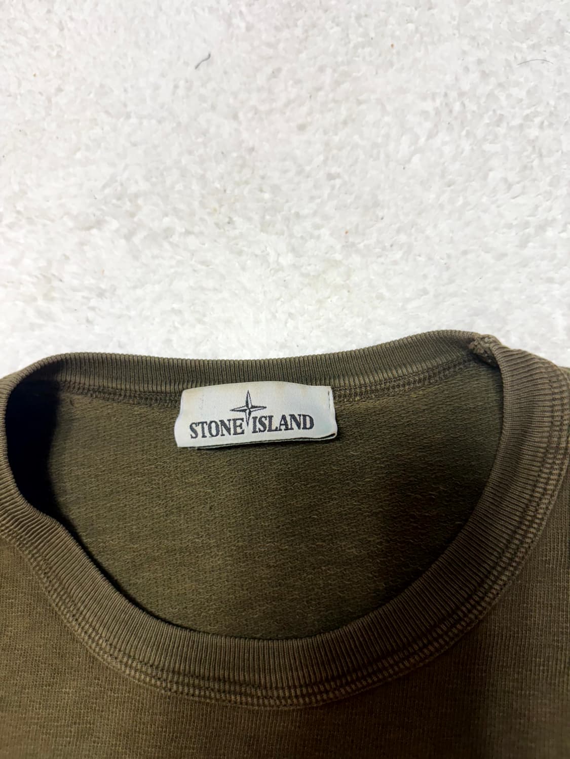 정품 스톤아일랜드 카키 맨투맨 상품이미지5