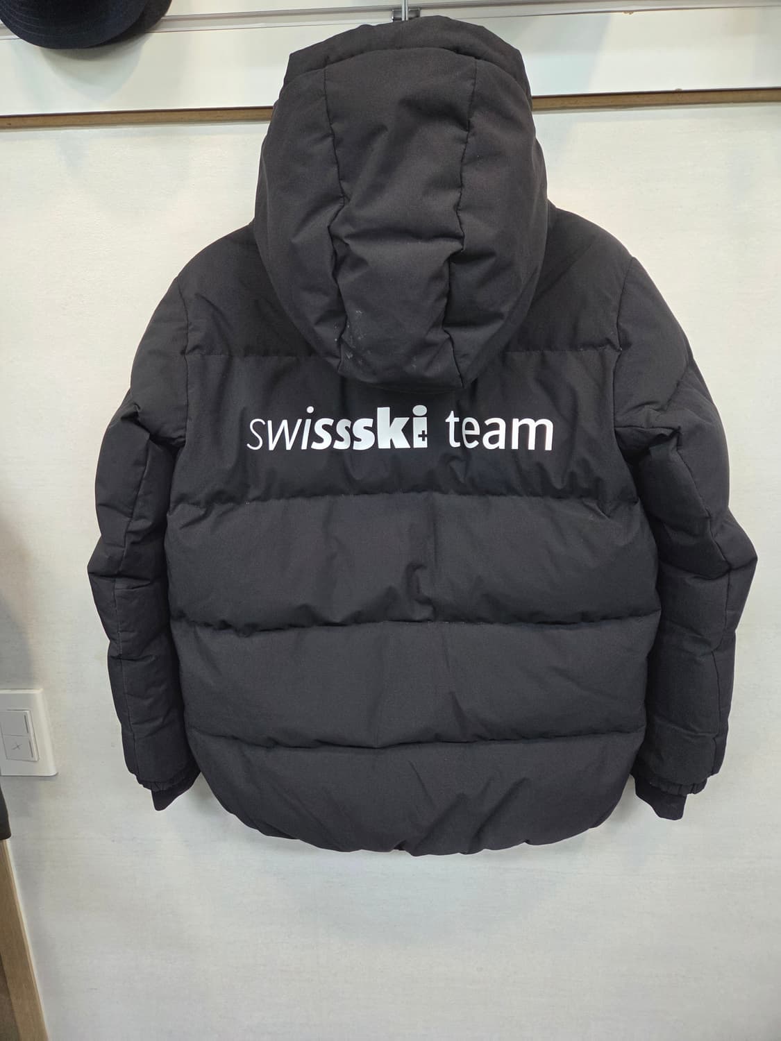 데상트 주니어 스위스스키팀 아우디 레플리카 패딩 160 상품이미지2