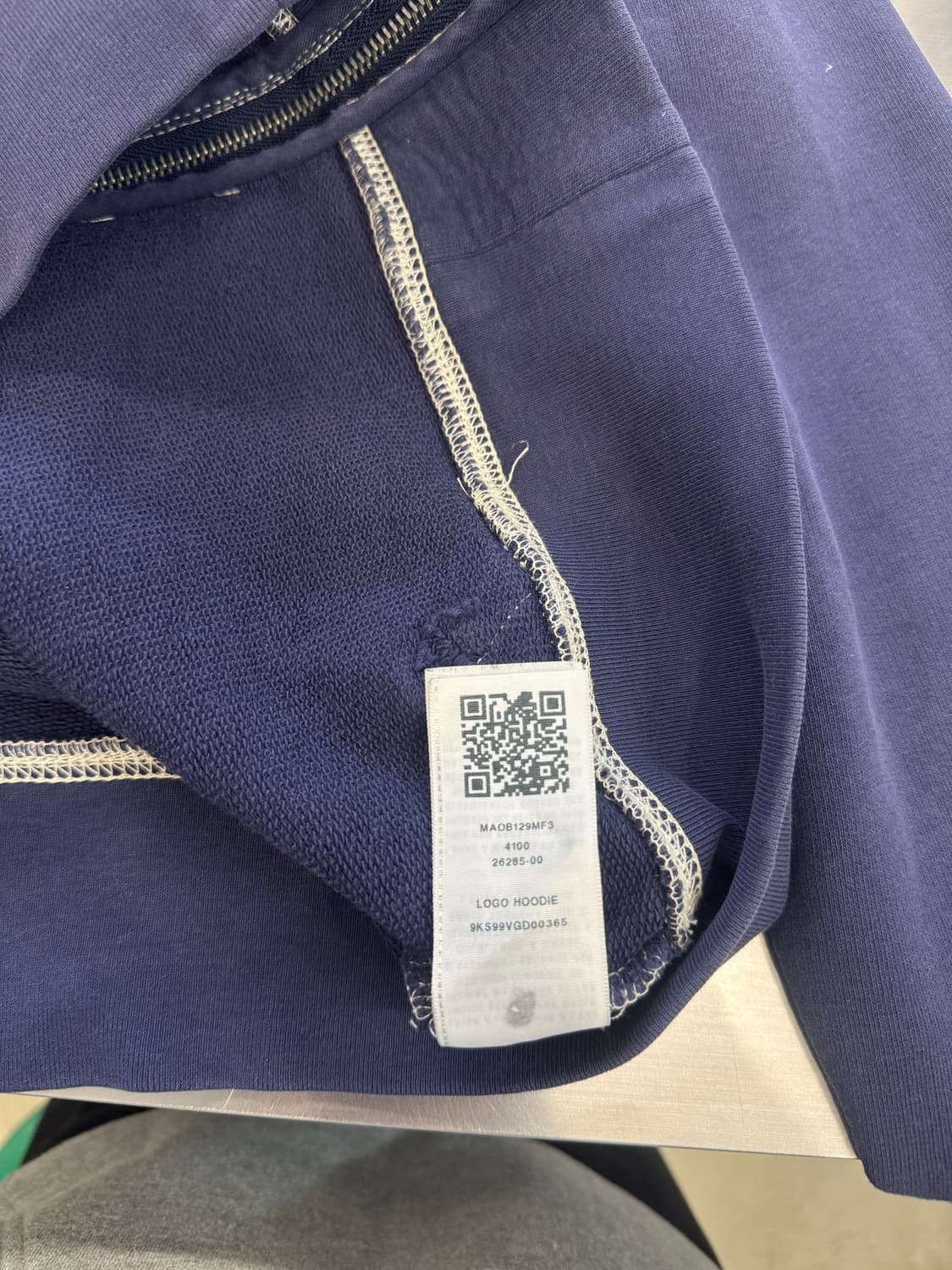 트루 릴리전 로고 집업 후디 상품이미지4