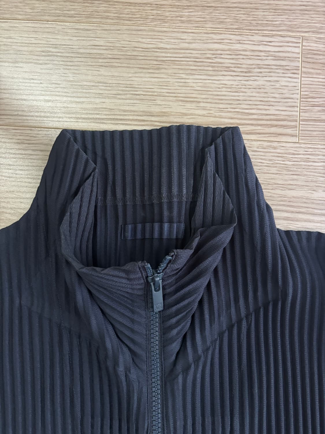 옴므플리세 이세이 미야케 집업 Navy - 3size 상품이미지3